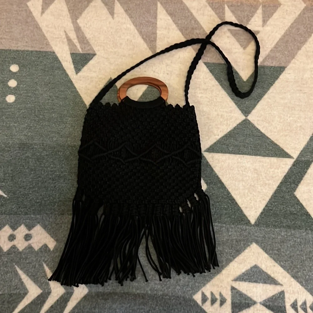 Danielle Nicole Black Fringe Crossbody Bag - Picture 4 of 6